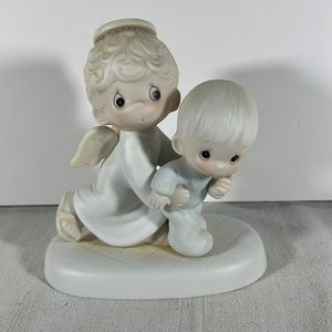 Precious Moments - BABY’S FIRST STEP 1983